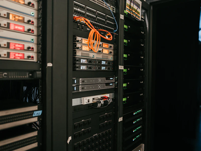 1U rack server — 64 cores, 128 GB
